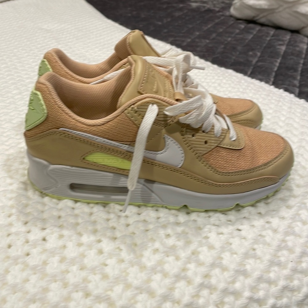 Nike Air Max 90